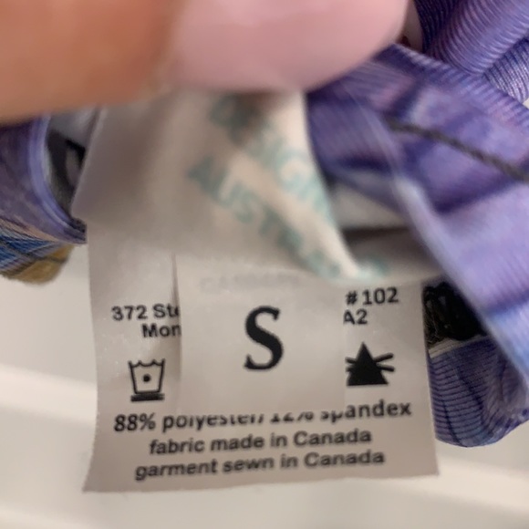 Spandex Crop Top - Picture 4 of 4